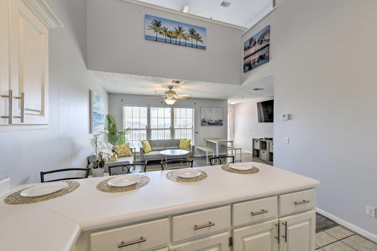 Convenient With Hot Tub - Walk To Beach! Panama City Beach